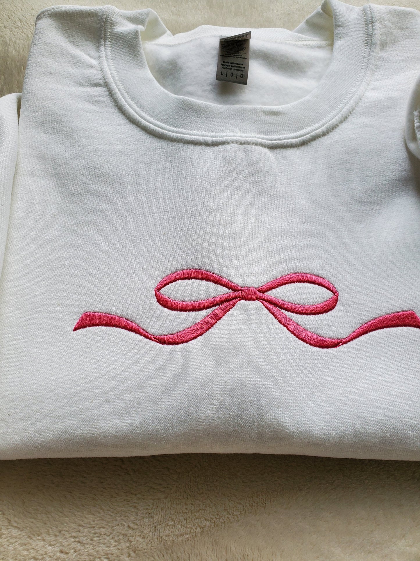 Embroidered Bow Ribbon Sweatshirt