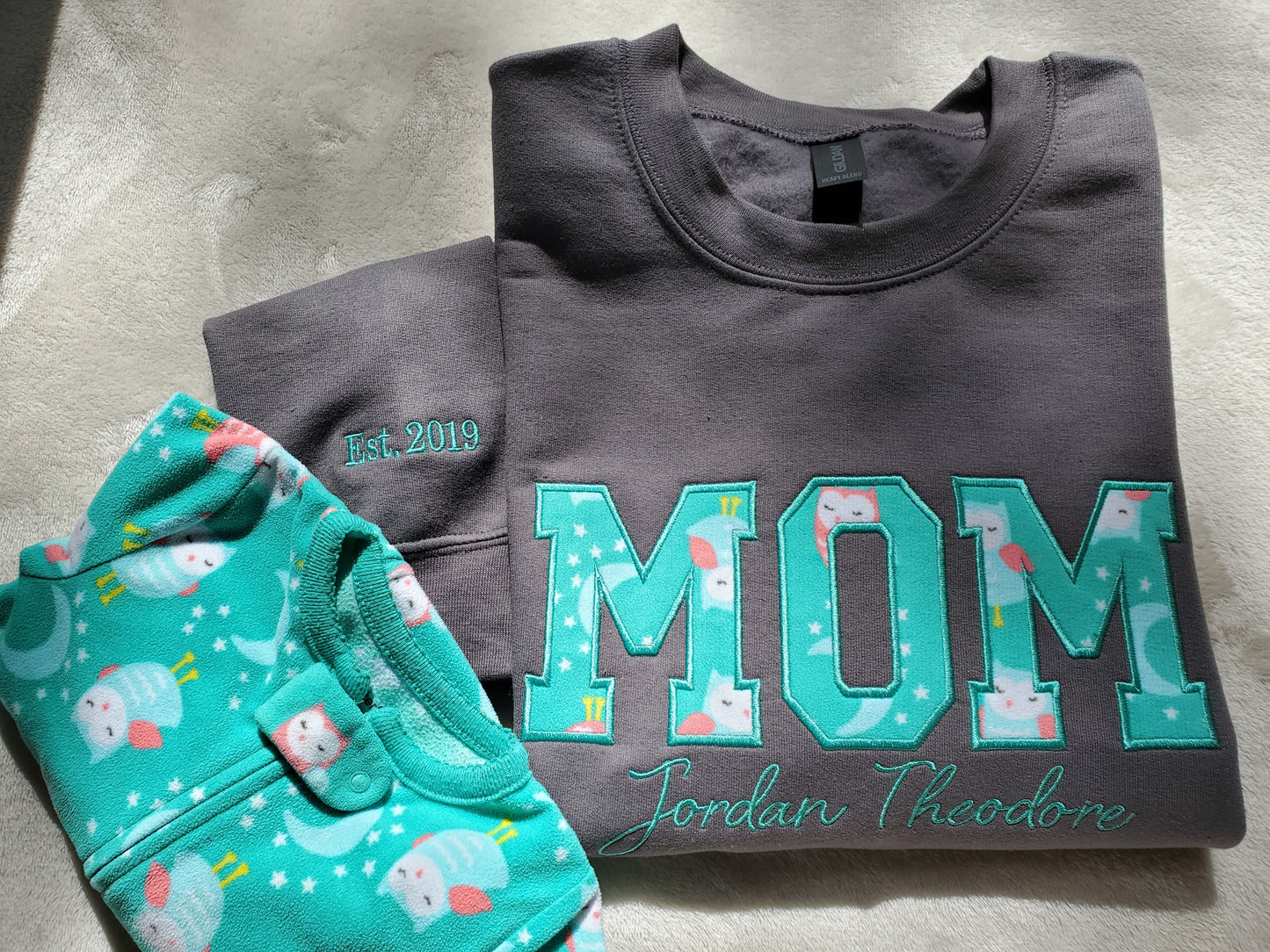 Custom Embroidered MOM Sweatshirt Made With Baby keepsake Outfit, Personalized Applique Sweatshirt, Memory Gift for Mom or Dad